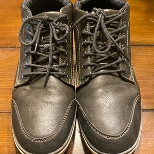 Men’s Goodfellow &Co boots size 9